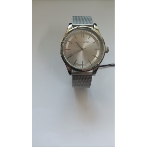Reloj Mark Maddox hombre  caja y pulsera de metal plateado