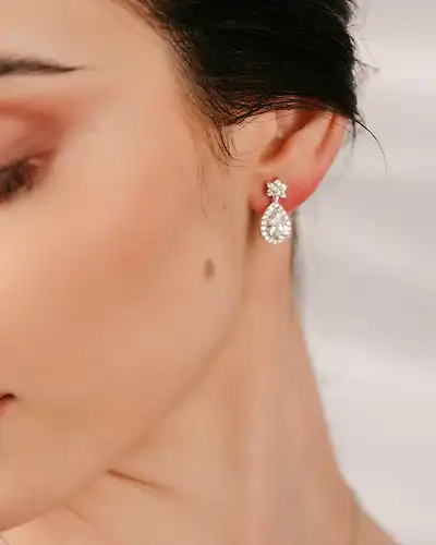 Pendientes BRILLIANT CUT en plata de ley y circonitas Excellence star cut con forma de perilla - Imagen 2