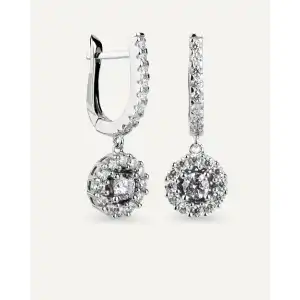 Pendientes BRILLIANT CUT en plata de ley y circonitas Excellence star cut.